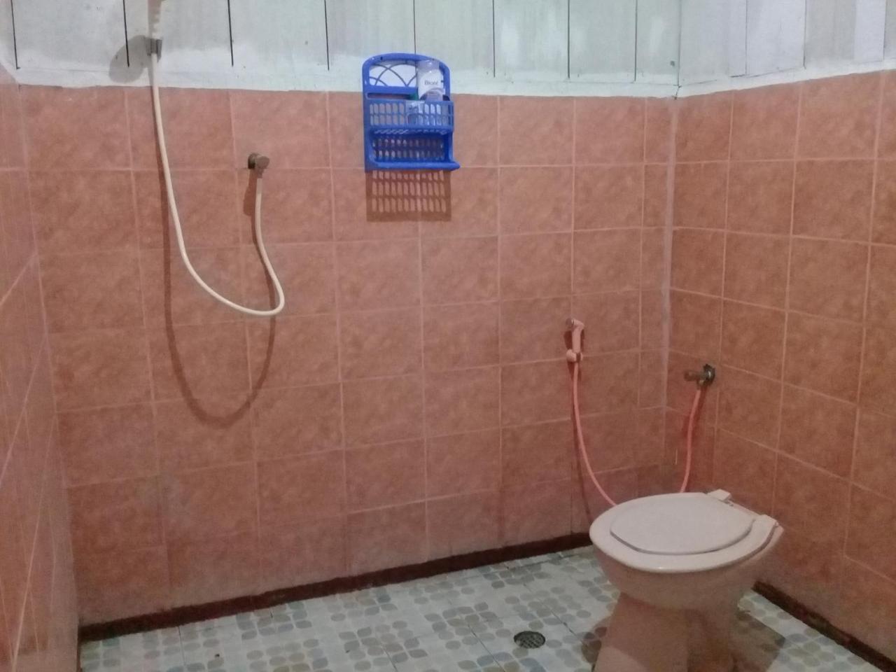 Nusa Nalan Beach Resort Rumah Olat Eksteriør bilde