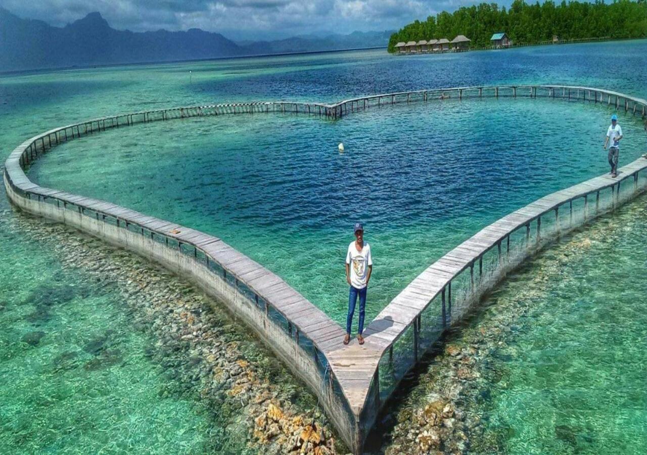 Nusa Nalan Beach Resort Rumah Olat Eksteriør bilde